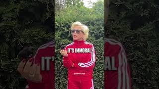 Download lagu Woman STOPS Muslims From PRAYING! mp3 Download lagu Woman STOPS Muslims From PRAYING! mp3
