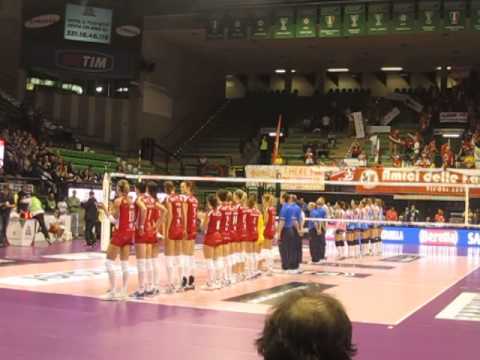 Final Four Coppa Italia 2014 - Ingresso in campo UYBA