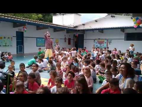 Cakarecos - Brincadeira: Comida Brasileira.