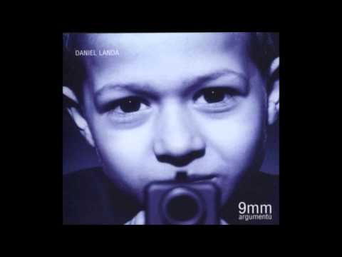 Daniel Landa - Stvůry