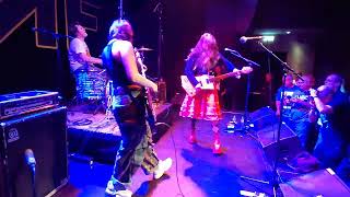 Skating Polly - Camelot - Kroepoekfabriek - 5 10 2025