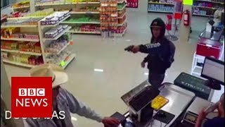 Moment mexican 'cowboy' stopped armed robbery - BBC News