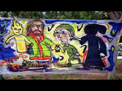 Christmas Themed Graffiti IN PUBLIC? - CANibalS Crew