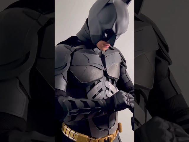 Vídeo relacionado con Camiseta Batman Dark Knight de DC Comics para Hombre, Negra, Talla L, Reino Unido