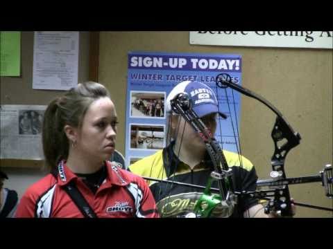 Women's Unlimited Shoot Up - Holly Larson - 2011 Lancaster Archery Classic