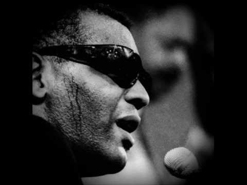 Videoclip de I Want a Little Girl — Ray Charles