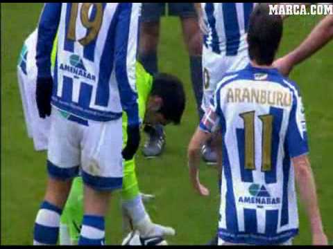 Gol de Claudio Bravo de falta directa