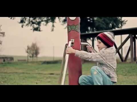 Cartisss & R 3 M   Děcka feat  Fadrc, Artee OFFICIAL VIDEO