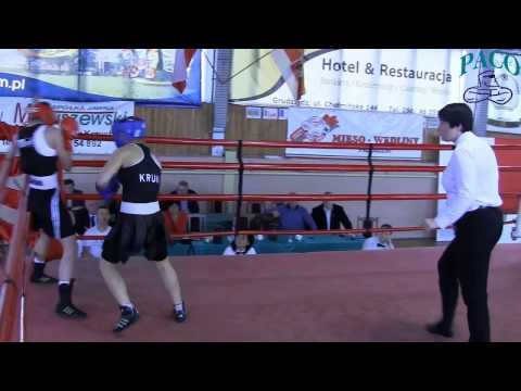 Mistrzostwa Polski w Boksie: Sandra Kruk (UKS Kontra Elbląg) -- Aneta Rygielska (Pomorzanin Toruń)