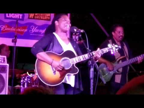 Ruthie Foster performing "Richland Woman Blues" @ South Hadley Falls Music Festival 7-29-17.
