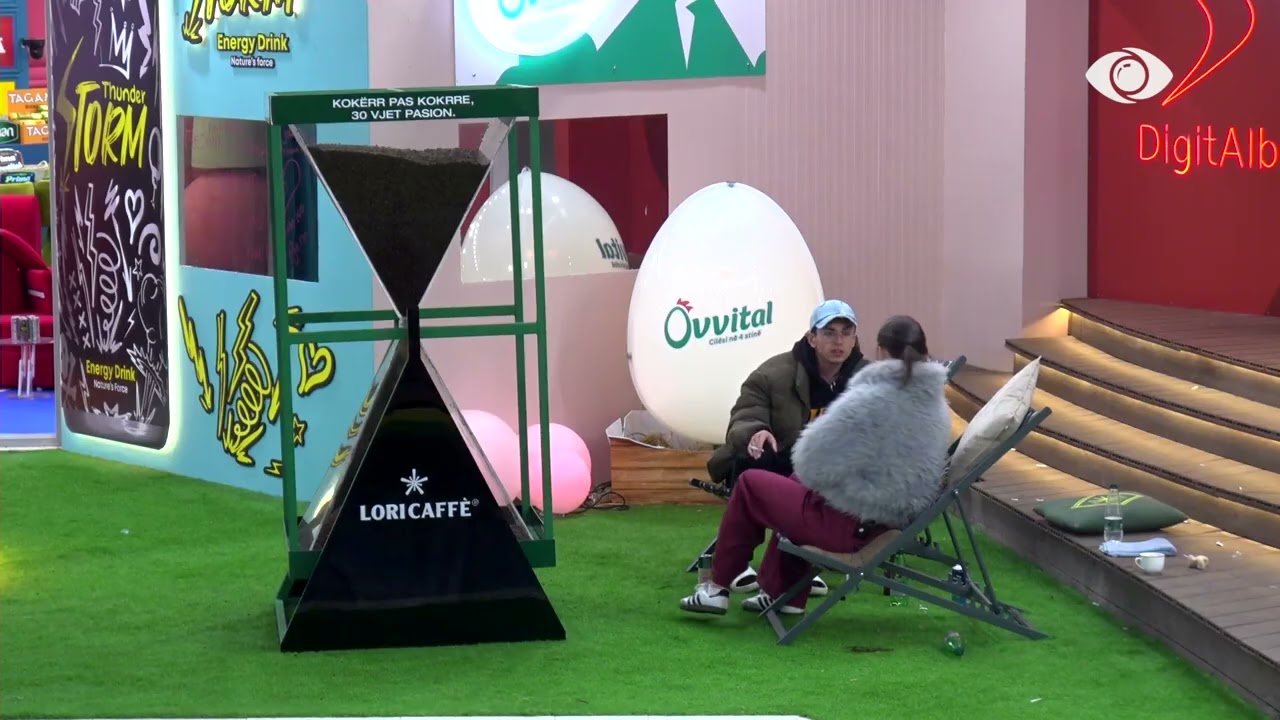 Loredana ka në plan grupimet, por nuk po i ecën/ Vserlo bisedon me Mikelën