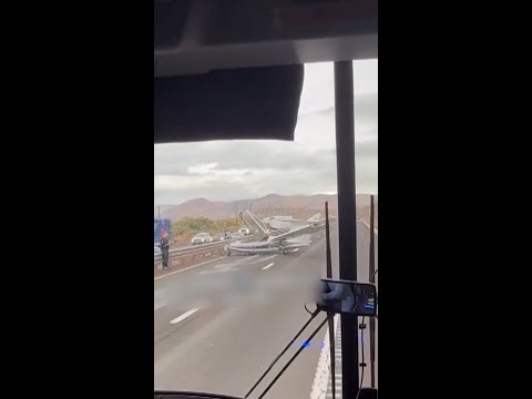 Small plane makes emergency landing on Nevada highway