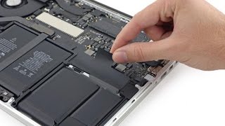 How to remove the drive from a MACBOOK PRO