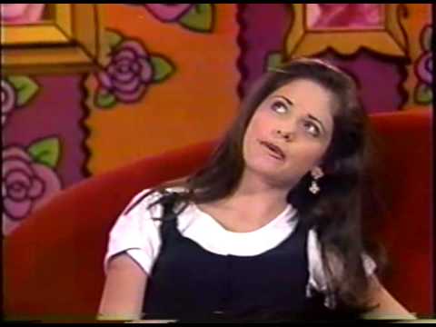 download lagu mp3 mp4 Sarah Michelle Gellar Young, download lagu Sarah Michelle Gellar Young gratis, unduh video klip Sarah Michelle Gellar Young