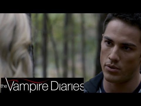 TVD 2x10 - Tyler & Caroline find Mason’s Journal / Jeremy takes some powder