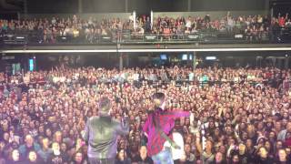 Dan + Shay - How Not To (Crowd Singing in Pittsburgh)