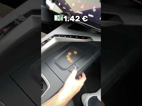 Magic storage compartment in the Peugeot 3008! 🪄