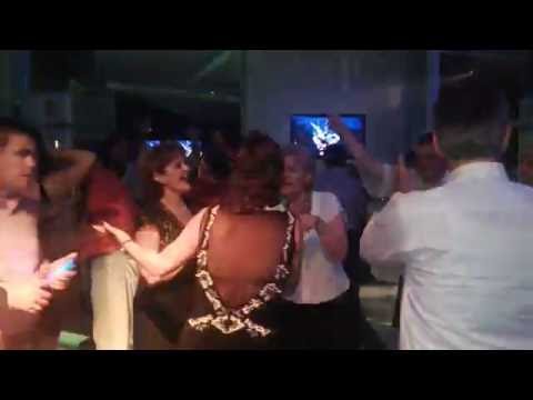 Vesela tetka-svadba Djoletova.