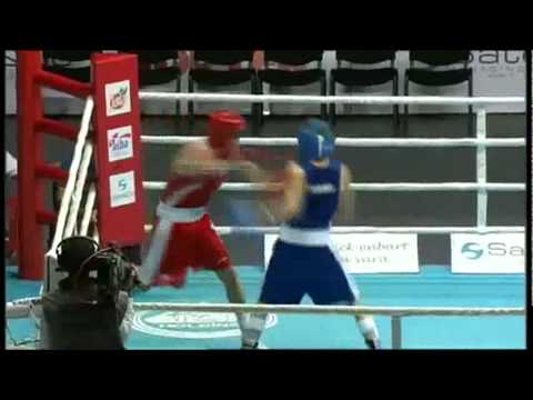 Light (60kg) QF - Valentino Domenico (ITA) VS Varga Miklos (HUN) -2011 AIBA World Champs