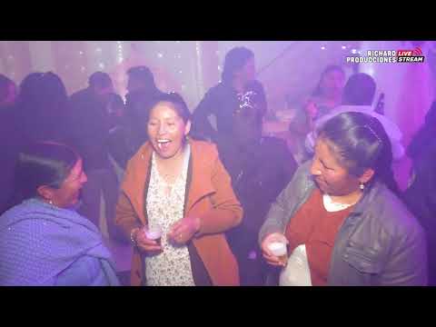 AGRUPACION LATIDOS en Vivo en los  15 Años Katherine y Emily //  Uyuni 16 de noviembre 2024