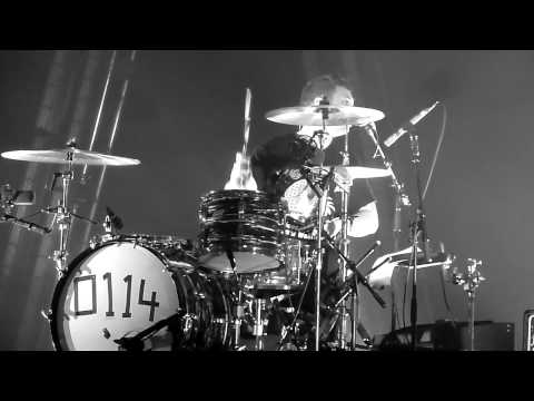 Arctic Monkeys w/ Josh Homme - Knee Socks live @ The Wiltern, Los Angeles - October 1, 2013