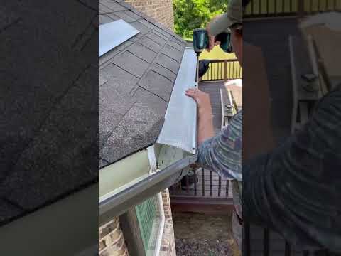 エクストリームガターガードの取り付け。 #xtremegutterguard #leafsolutions #gutterguard #gutterinstallation