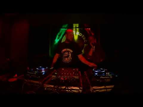 Corona Room #24 - Vibration Addict feat. Disciple Mark I 16.05.2020.