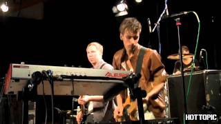 Hot Sessions: The Sounds &quot;Something To Die For&quot;