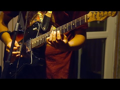 WHO AM I ?- no name.np (live in the studio)