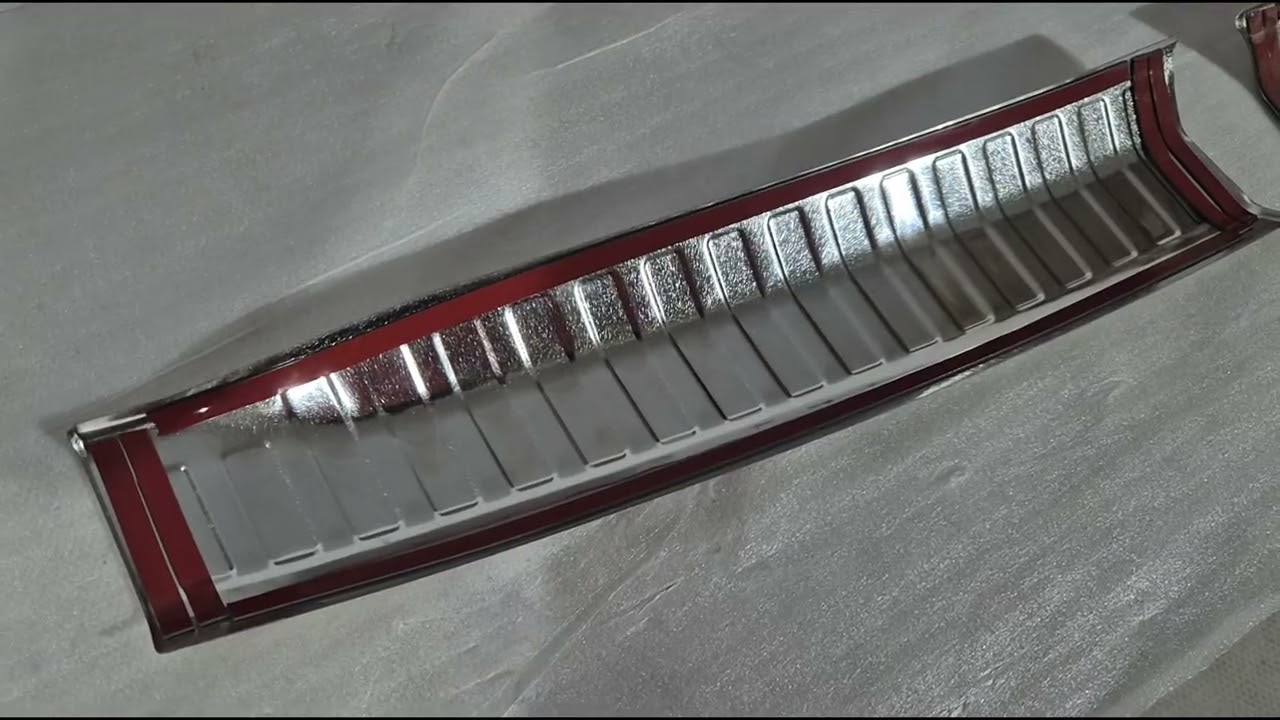 Audi Q4 e-Tron 2021- рр. Накладка на задній поріг Carmos (нерж, глянець) Video 1