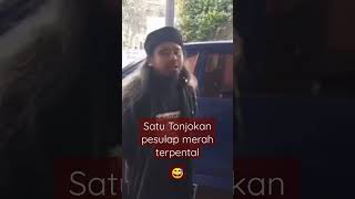 Download lagu Gus Samsudin (Satu Tonjokan Saja Pesulap Merah Terpental ) mp3 Download lagu Gus Samsudin (Satu Tonjokan Saja Pesulap Merah Terpental ) mp3
