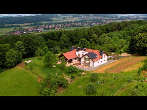 Ambienti TV Show - Kako si je na Goričkem nov dom uredil priznani kuharski mojster Bine Volčič.