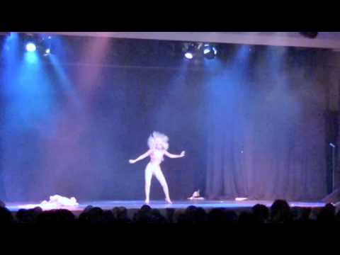 Miss Burlesque NSW 2014 Classic Memphis Mae