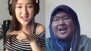 Download lagu Goyang Dua Jari (Duetku Bersama Sandrina)| Cue The Music! - Song Covers #5 mp3