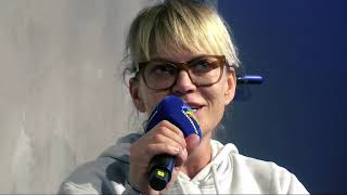 Anna Loos im Radio Regenbogen Interview