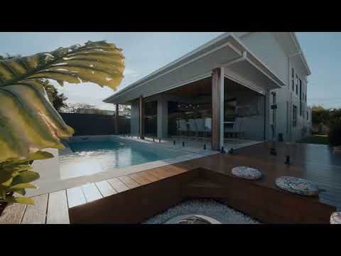 56 Errol Avenue, Paradise Point, QLD 4216, 5 રૂમ, 3 બાથરૂમ, House