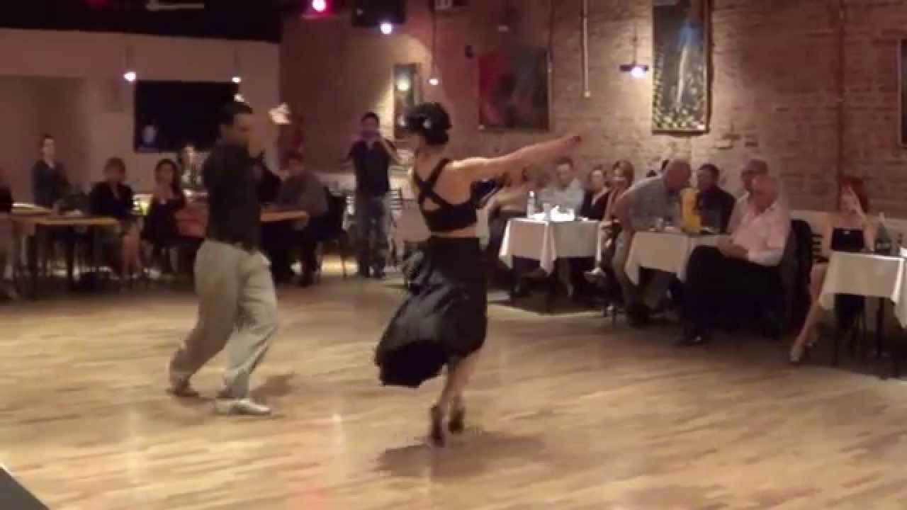 Jonatan Baez & Julia Gorin Chacarera "Para Mi Vuelta" Los Carabajal  (19-04-15) 5/6