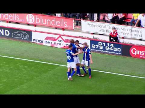 Blades 1-1 Rochdale - match action