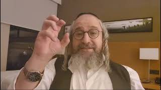 שיעורים קצרים *הכנה לאורות ימי הפורים* ה'תשפ"ה – בעברית – 5 – על פי ליקוטי מוהר"ן חלק א' תורה ס' (הרב מוטה פראנק) - התמונה מוצגת ישירות מתוך אתר האינטרנט יוטיוב. זכויות היוצרים בתמונה שייכות ליוצרה. קישור קרדיט למקור התוכן נמצא בתוך דף הסרטון