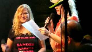 Ilse DeLange -  Flying blind in het Fries (duet met Djoeke) Fanmeet 2009