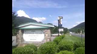 preview picture of video 'Asheville #WNC local movers love EASTWOOD Village Apartments in Fairview NC'