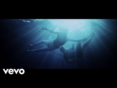 Axwell Λ Ingrosso - Dreamer ft. Trevor Guthrie (Official Video)