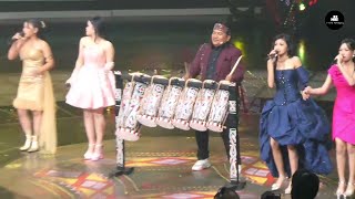 Download lagu Pak Gondang Iringi Zahra, Tasya Dkk Bawain Sik Sik Sibatumaikkam - Live At Konser Bangkit Sumatra mp3