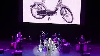 Todd Rundgren - Too Far Gone: Hammersmith Apollo 06.04.19