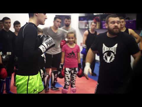 Antrenament de MMA Sharks Gym Constanta