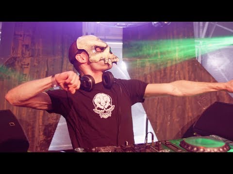 F.Noize feat. MC Syco - Party Like An Animal (Official Free Festival 2019 uptempo anthem)