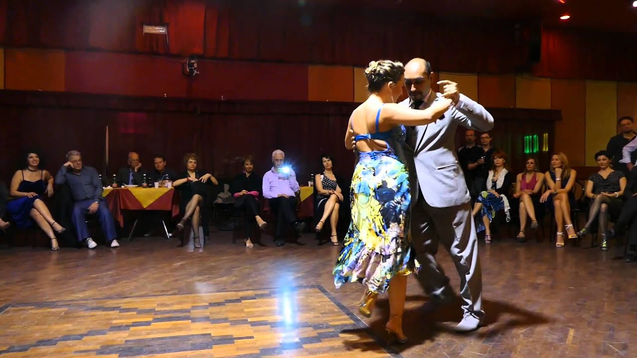 Video thumbnail for Santiago Castro & Carla Rossi, La milonga de Buenos Aires - Napoli, Salon Baires (Majestic)