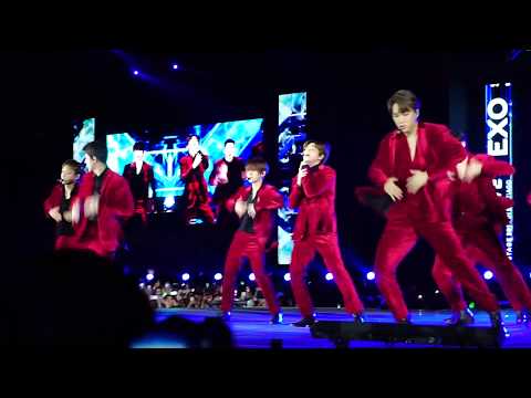 190118 EXO - Love Shot (SMTOWN in Chile)