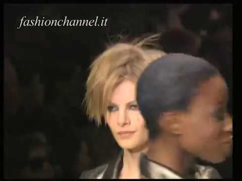 "Chanel" Autumn Winter 1994 1995 Paris 5 of 6 pret a porter woman by FashionChannel