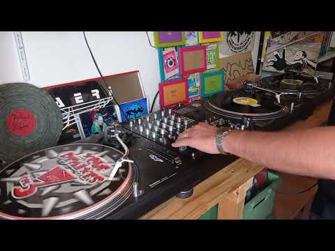 Xque remixes Vol.3 - Going under